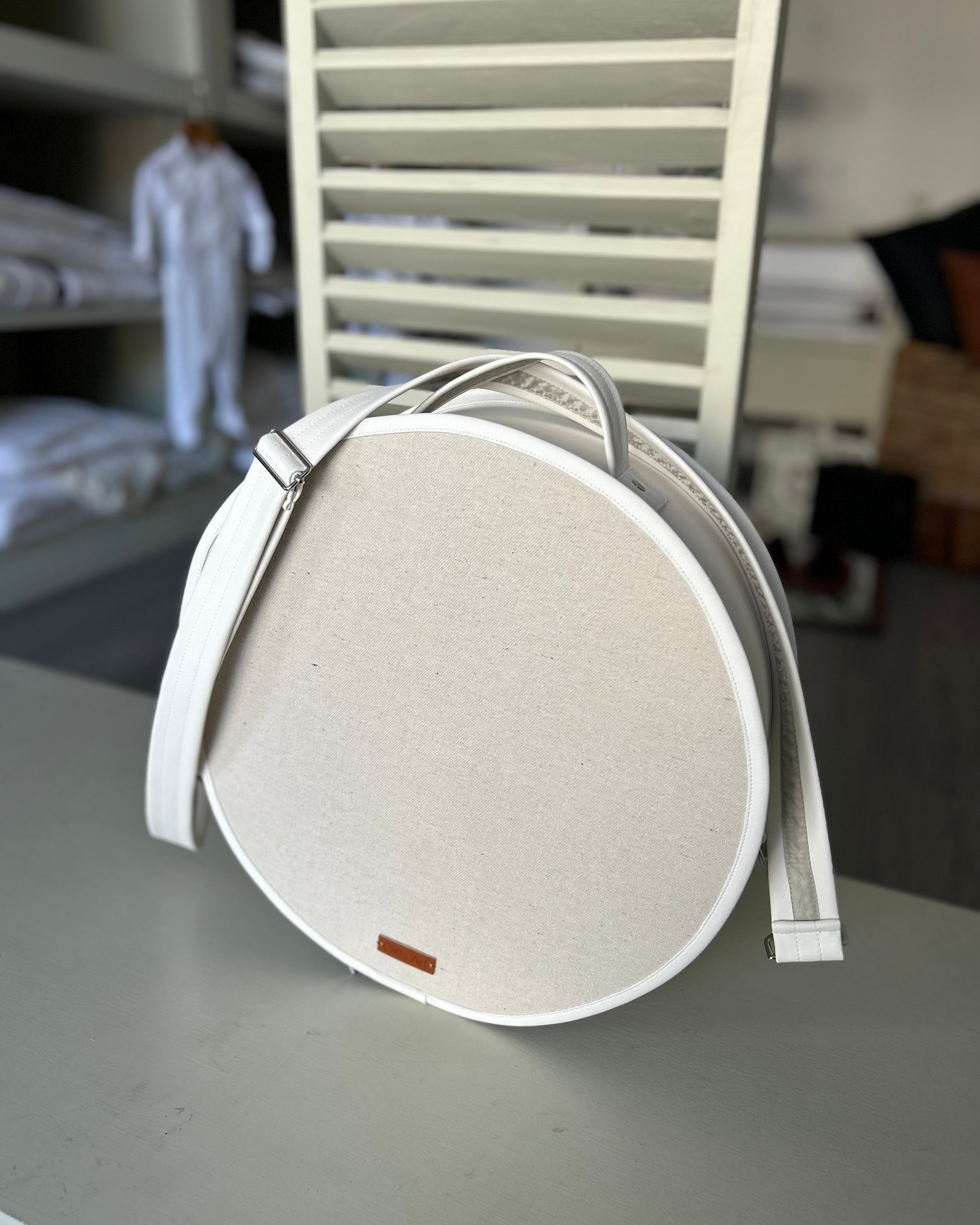 حقيبة مستديرة - شنطةصحية