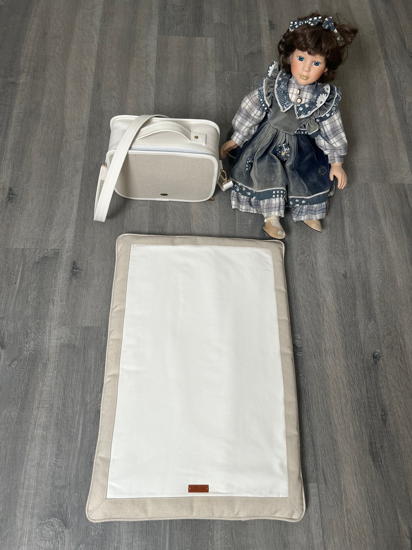 طقم  هدية للمولود